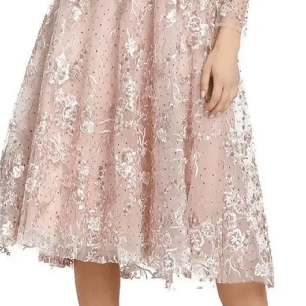 Mac Duggal (242) 67501D Bateau Neckline Lace Dress in Pink NWT Size 10 - Picture 3 of 4